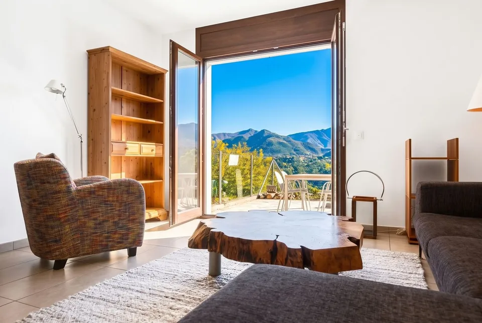 Vernate – 3,5-Zimmer-Wohnung mit privatem Garten und Seeblick – Foto 6 von 12
