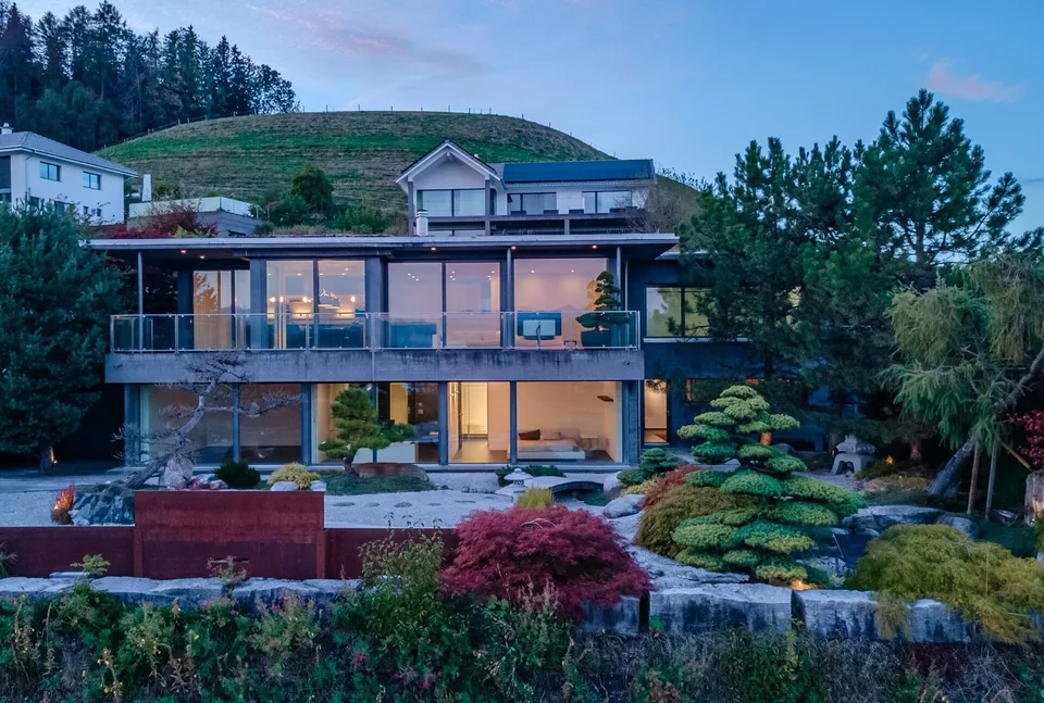 Exklusive Villa mit japanischem Garten & Weitblick – Foto 11 von 13