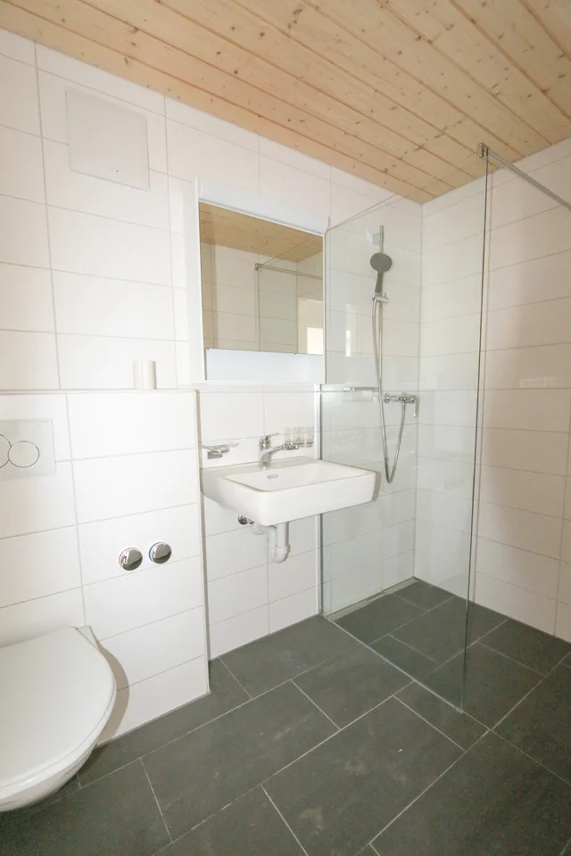Appartamento di 3 locali luminoso al 3° piano a Kehrsatz – disponibile immediatamente – foto 2 di 8