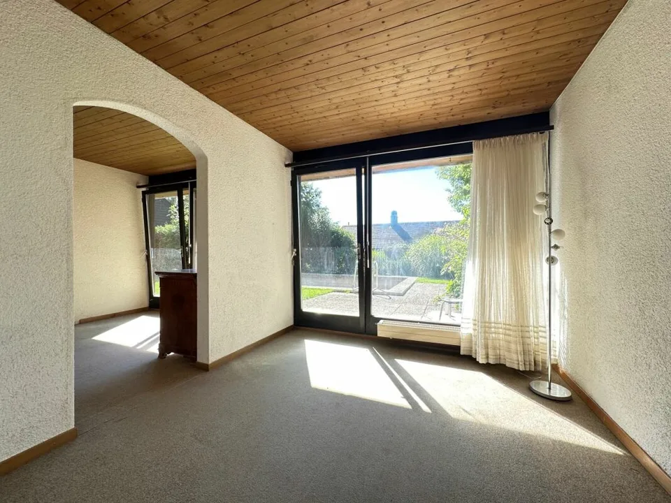 Maison individuelle de 7 pièces avec piscine et vue dégagée – photo 12 sur 15