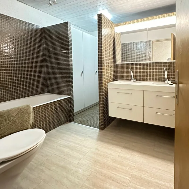 Maison individuelle de 7 pièces avec piscine et vue dégagée – photo 10 sur 15