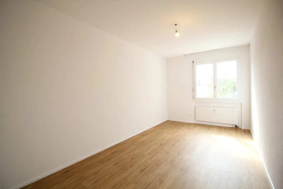 Appartamento di 4,5 locali rinnovato e tranquillo, vicino ad Aarau – foto 16 di 18