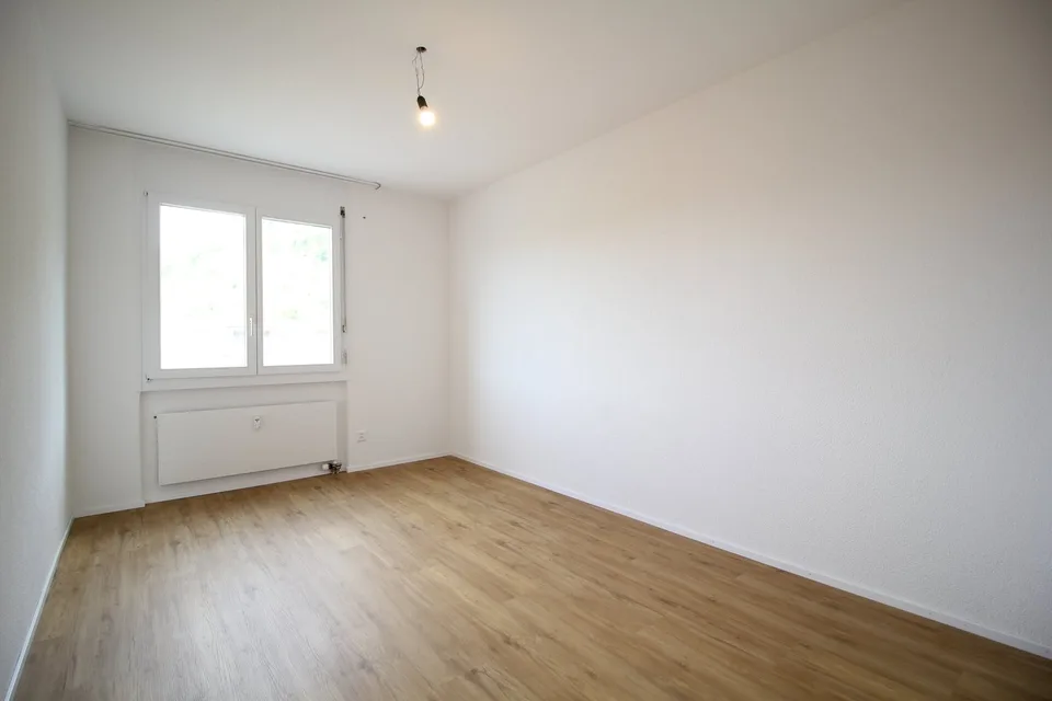 Appartamento di 4,5 locali rinnovato e tranquillo, vicino ad Aarau – foto 10 di 18