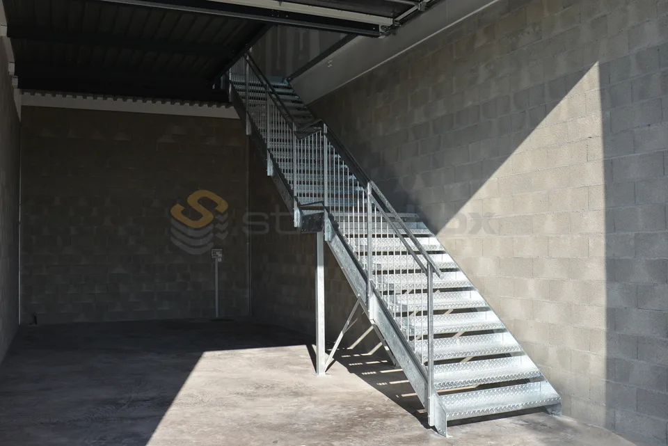 Straßenbox mit 115 m2, sehr gut gelegen! Box n30 – Foto 3 von 4