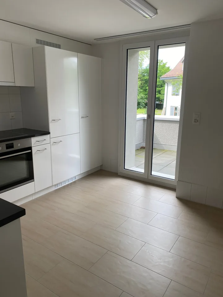*Appartement charmant au cœur de Hauptwil* – photo 4 sur 11