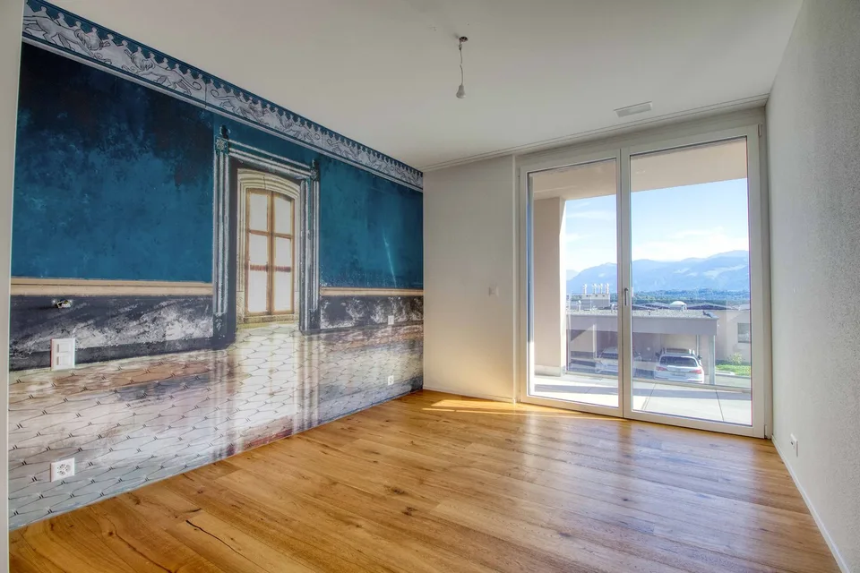 Bright and spacious 2.5-room terrace apartment with a magnificent panoramic view, living comfort, and beautiful materials – photo 6 of 16