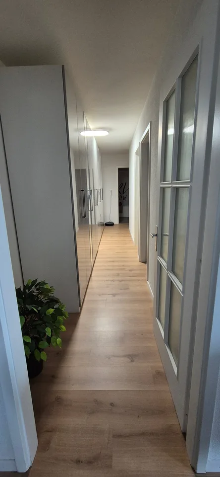 Geräumige 4.5-Zimmer-Wohnung im Herzen von Sierre – Foto 7 von 11