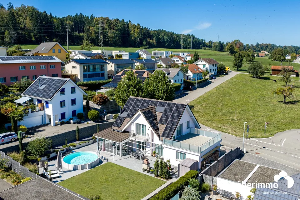 Casa curata con piscina e molto spazio – foto 12 di 13