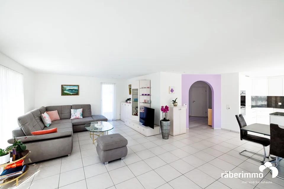Casa curata con piscina e molto spazio – foto 4 di 13