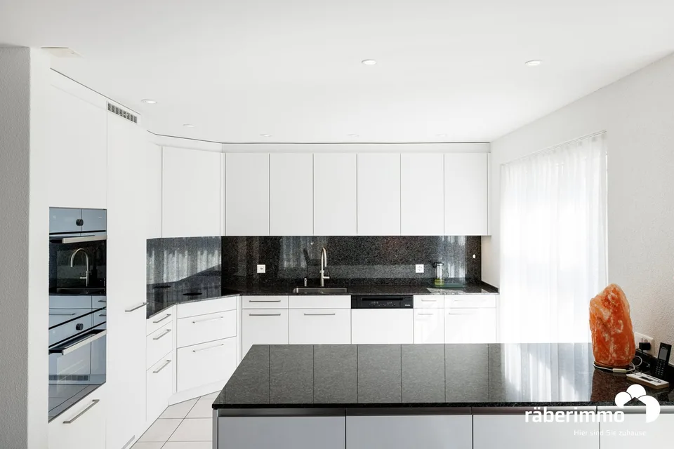 Casa curata con piscina e molto spazio – foto 5 di 13