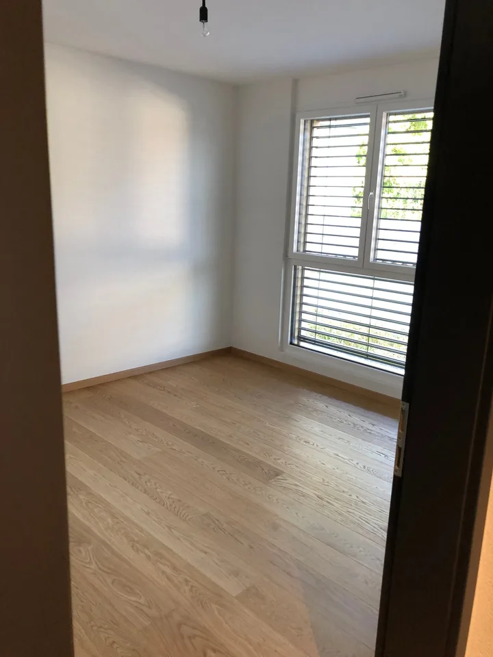 Spacious and bright 5.5-room apartment in Porrentruy – photo 6 of 14