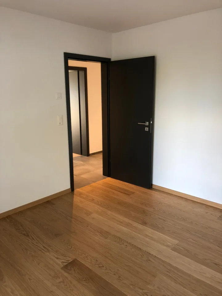 Spacious and bright 5.5-room apartment in Porrentruy – photo 7 of 14