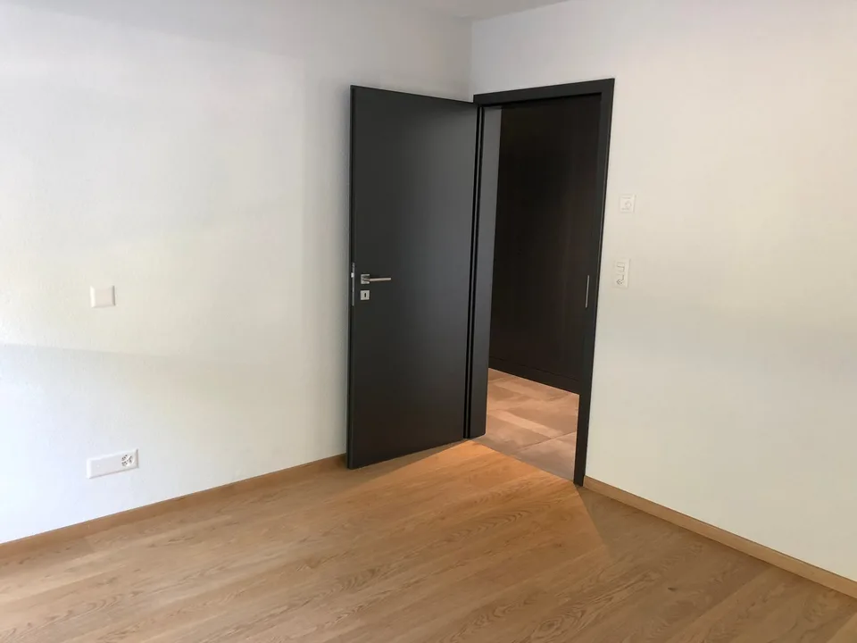 Spacious and bright 5.5-room apartment in Porrentruy – photo 12 of 14