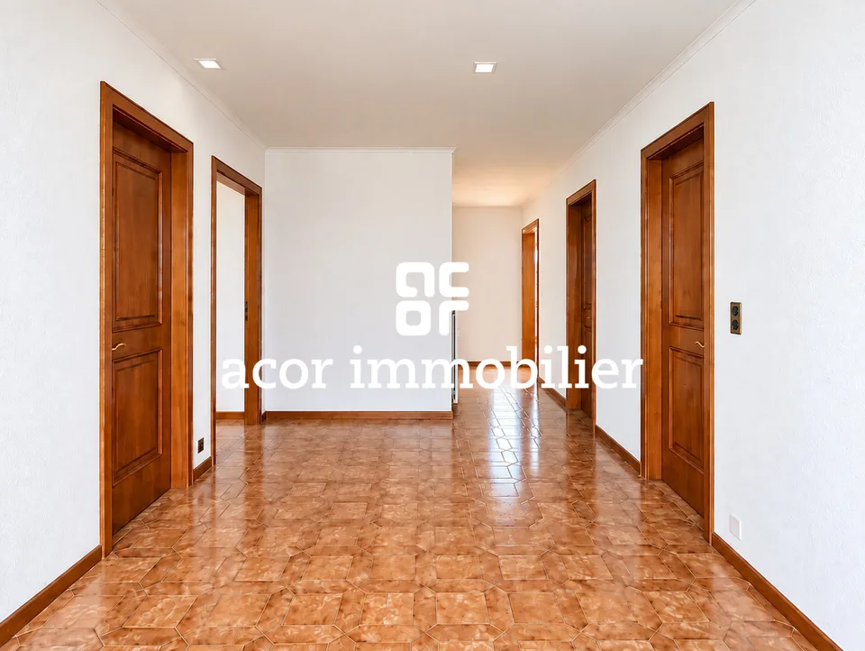 Appartement 3½ pièces avec potentiel de transformation - Sierre – Foto 2 von 5