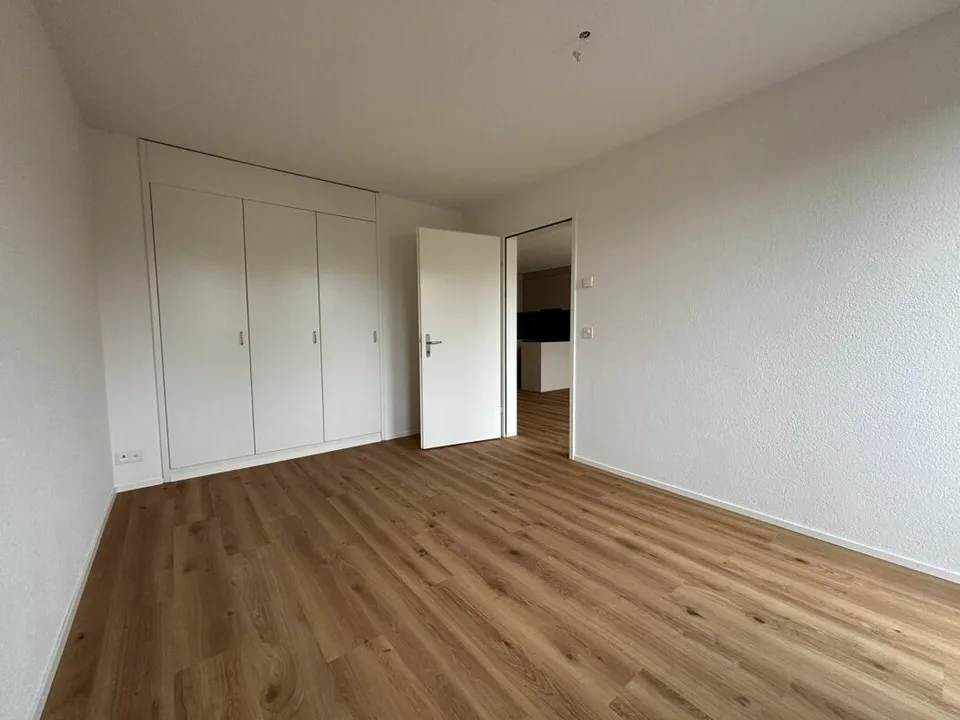 Teilsanierte 2½-Zimmerwohnung für Personen ab 60 Jahren – Foto 4 von 8