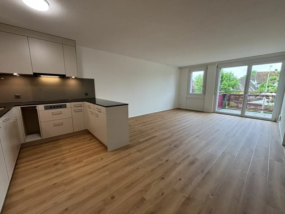Teilsanierte 2½-Zimmerwohnung für Personen ab 60 Jahren – Foto 3 von 8