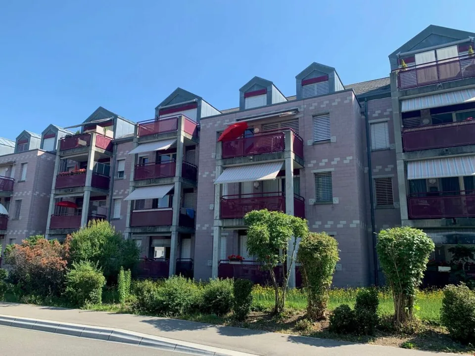Teilsanierte 2½-Zimmerwohnung für Personen ab 60 Jahren – Foto 7 von 8