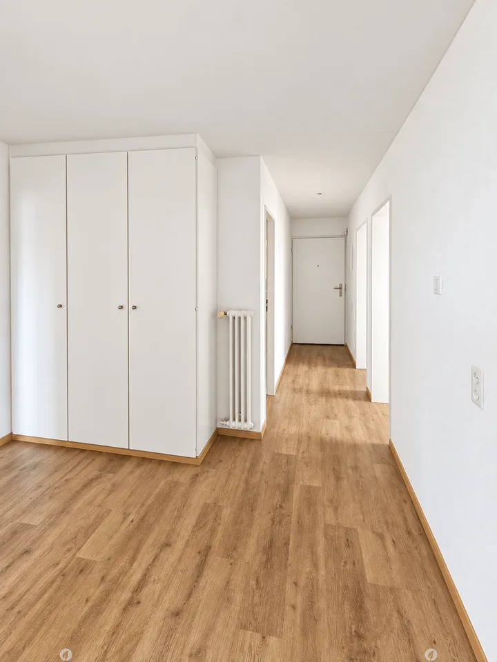 Appartement lumineux 4.5 pièces avec balcon à Biel – disponible immédiatement ! – photo 7 sur 8