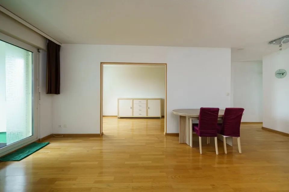 4.0-room apartment with one parking space (+CHF 35'000.00) – photo 7 of 17