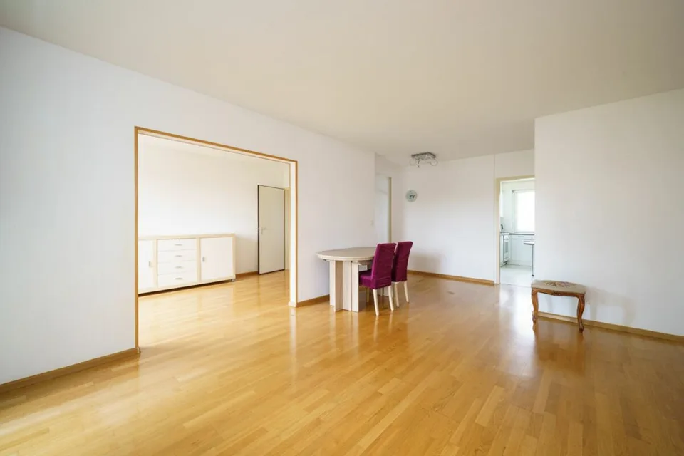4.0-room apartment with one parking space (+CHF 35'000.00) – photo 6 of 17