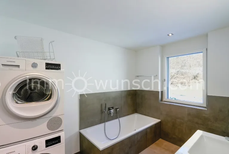 Appartamento moderno 3 ½ locali con balcone parzialmente vetrato - vista panoramica magnifica sulle Alpi vallesane e bernesi – foto 7 di 11