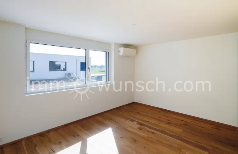 Appartamento moderno 3 ½ locali con balcone parzialmente vetrato - vista panoramica magnifica sulle Alpi vallesane e bernesi – foto 6 di 11