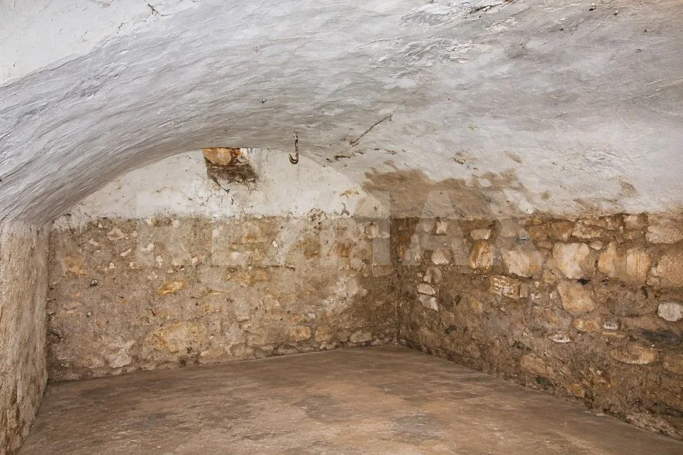 Maison unifamiliale de 5½ pièces avec garage, étable et cave voûtée avec potentiel d'extension – photo 13 sur 13