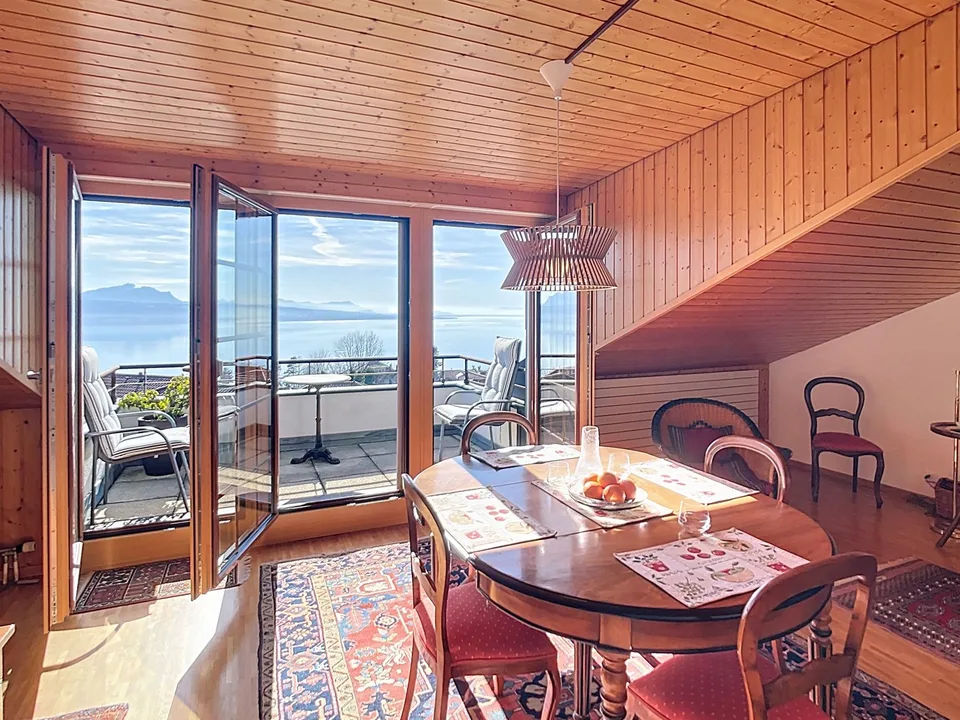 Magnifique appartement en attique de 3.5 pièces avec vue sur le lac et les montagnes – foto 17 di 24