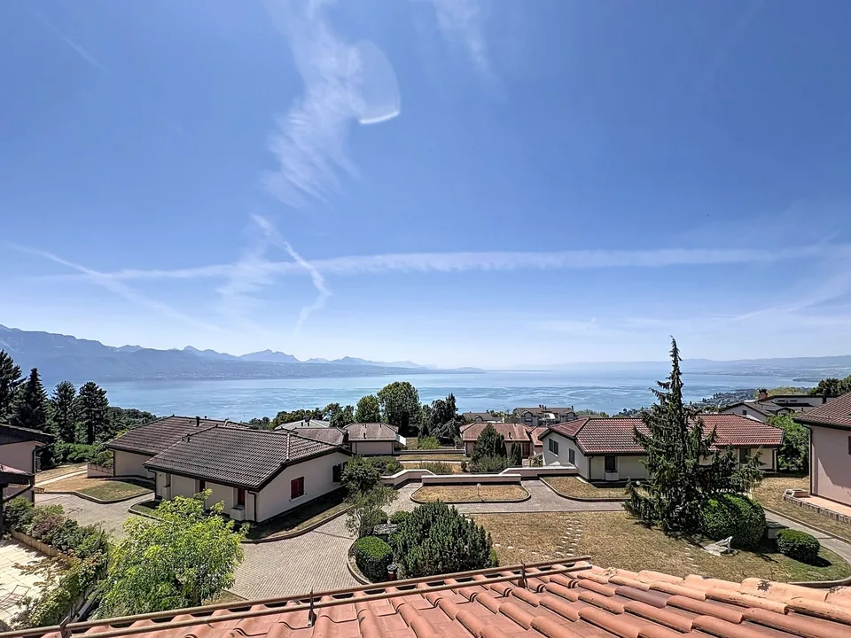 Magnifique appartement en attique de 3.5 pièces avec vue sur le lac et les montagnes – foto 14 di 24