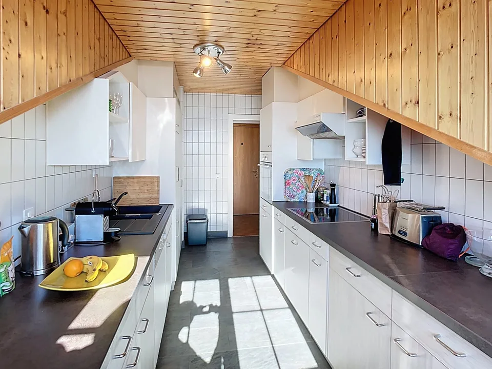 Magnifique appartement en attique de 3.5 pièces avec vue sur le lac et les montagnes – foto 18 di 24