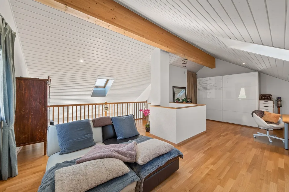 Superbe appartement de 4,5 pièces en duplex avec beau balcon orienté Sud-Ouest – Foto 34 von 34