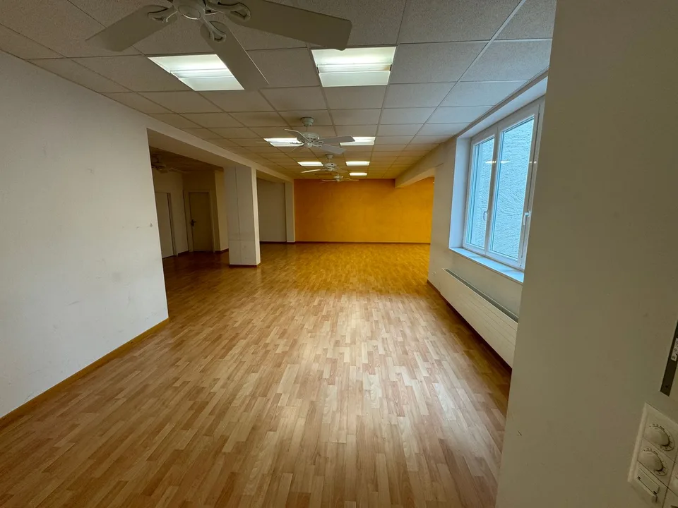 Spazio commerciale in affitto nel cuore di Olten – foto 2 di 10