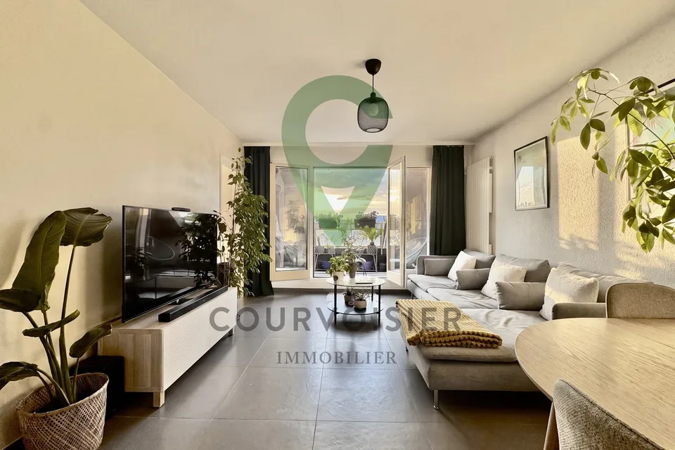 Incantevole duplex di 5,5 locali, modulabile in 2 appartamenti indipendenti – foto 2 di 13