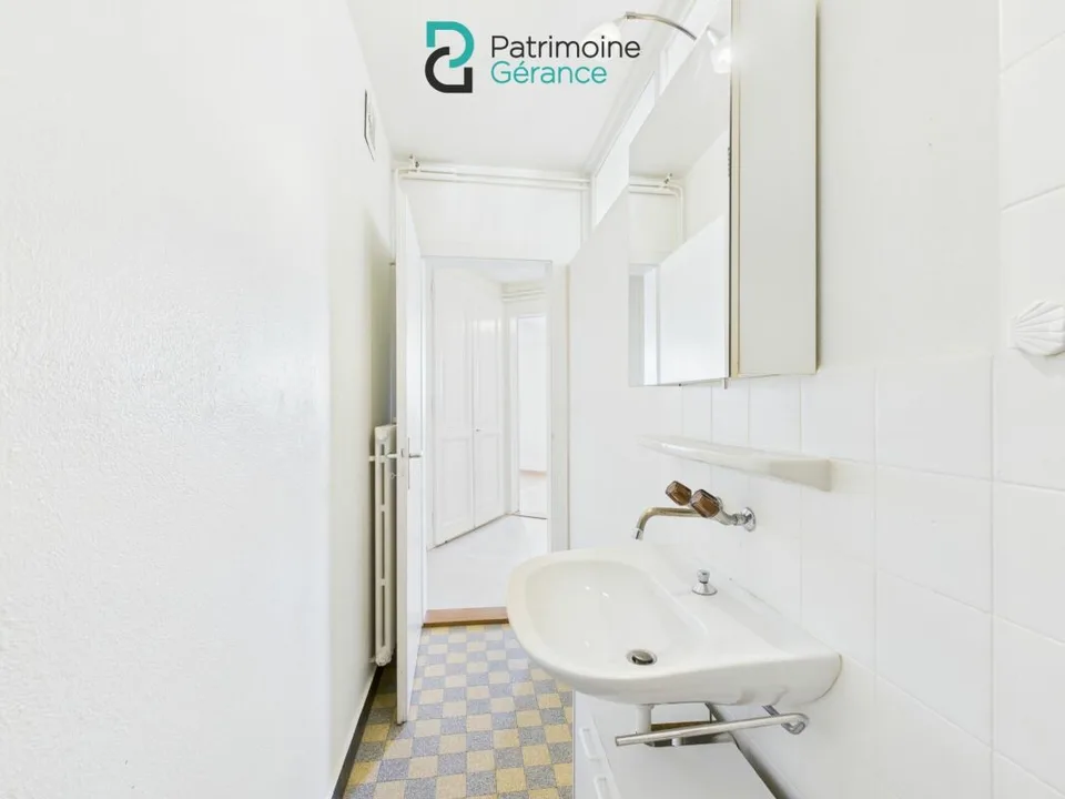Two-room apartment on the 4th floor – photo 7 of 7