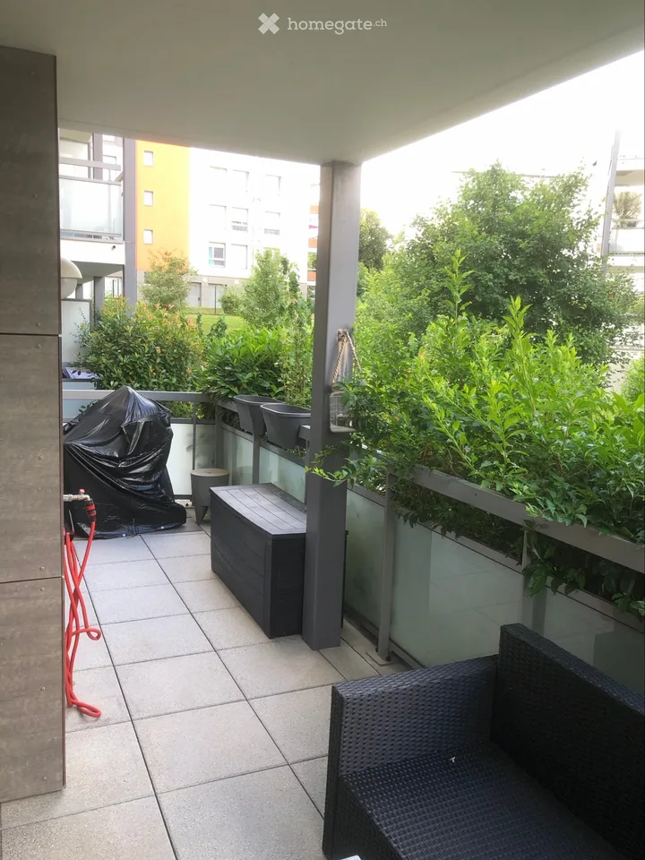 Promotion Kurzzeitmiete, Wohnzimmer - lesen Sie die Beschreibung – Foto 3 von 5