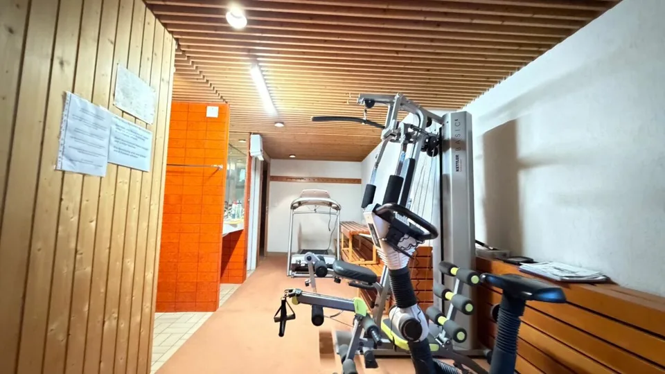 4,5 locali, terrazza, 2 bagni, box auto, sauna, fitness e sala party – foto 23 di 29