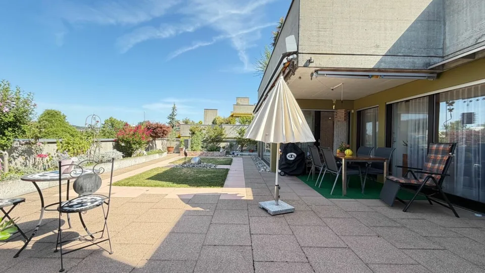 4,5 locali, terrazza, 2 bagni, box auto, sauna, fitness e sala party – foto 3 di 29