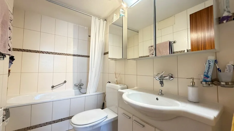 4,5 locali, terrazza, 2 bagni, box auto, sauna, fitness e sala party – foto 6 di 29