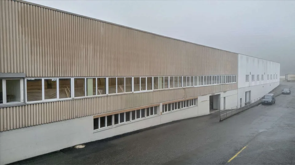 Hünenberg Gewerbe-Hub | Gewerbeflächen ab 1'000 m² für Produktion, Gewerbe, Freizeit und Showroom – Foto 11 von 13