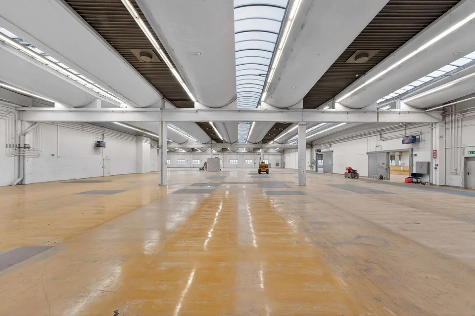 Lager- und Logistikflächen von 2'379 m² bis 5'200 m² mit direkter LKW-Erschliessung – Foto 13 von 13