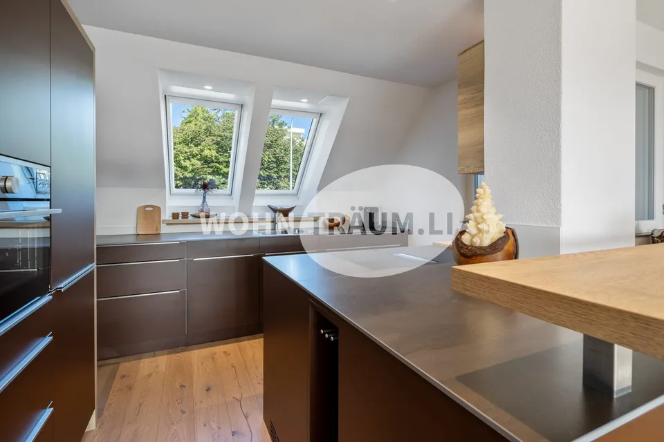 4.5-room attic apartment with a touch of luxury – photo 8 of 13