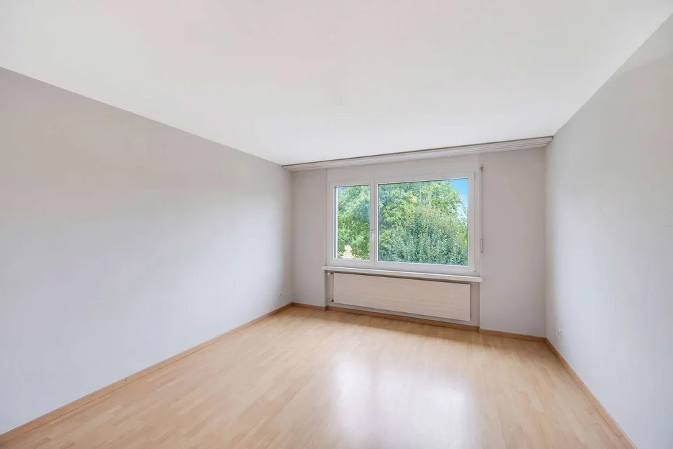 Appartement 3,5 pièces dans un emplacement central à Neuhausen – photo 5 sur 10