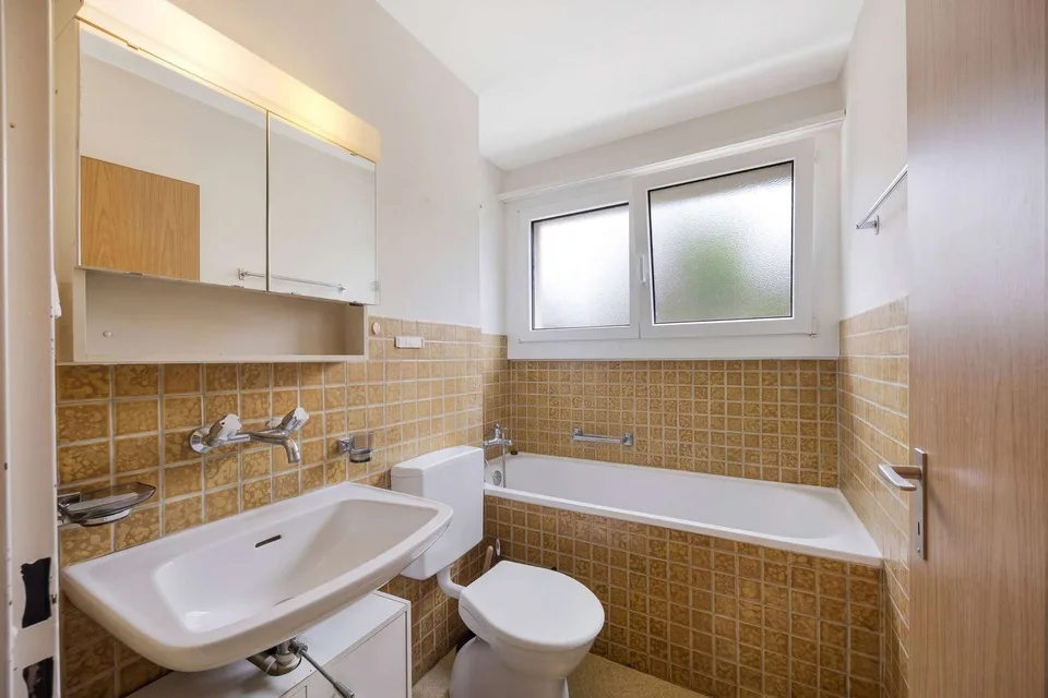 Appartement 3,5 pièces dans un emplacement central à Neuhausen – photo 7 sur 10
