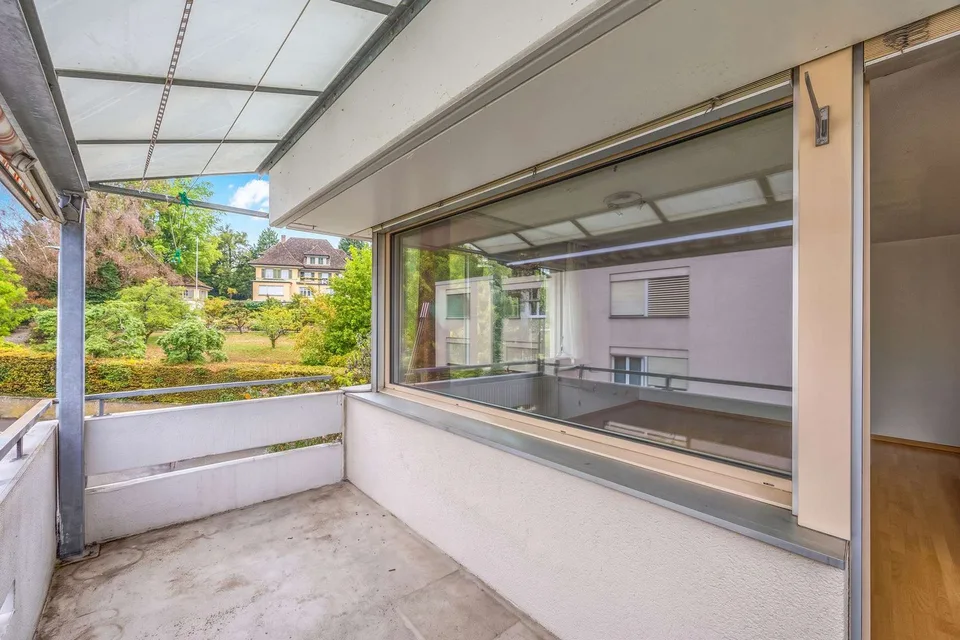 Appartement 3,5 pièces dans un emplacement central à Neuhausen – photo 9 sur 10