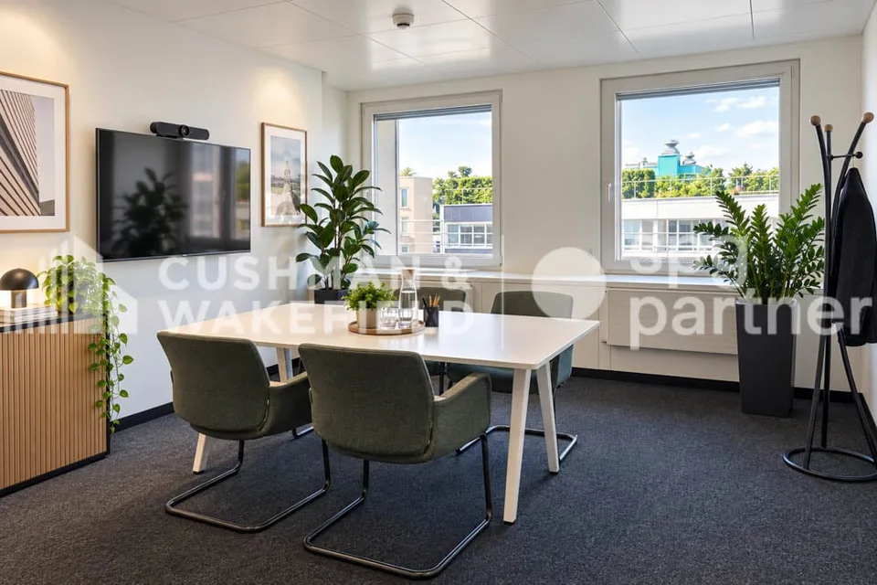 1,410 m² of offices between the city center and Prilly-Malley - Geneva 88 – photo 4 of 9