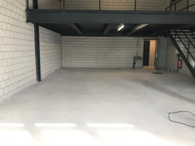 Moderne Gewerbeeinheit zu vermieten – Foto 4 von 8