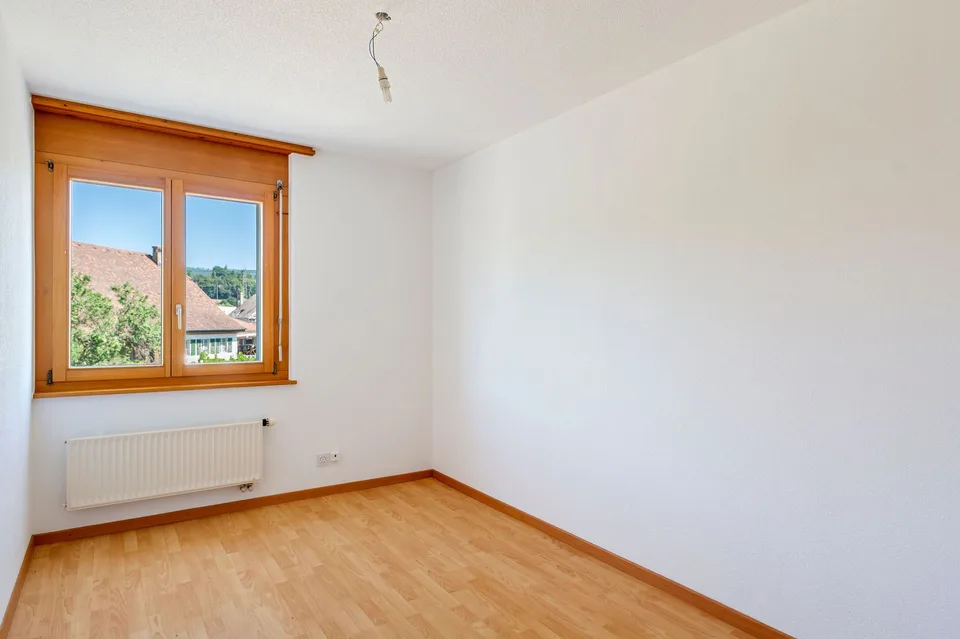 Comfortable 4.5-room apartment in Bassecourt – photo 8 of 13