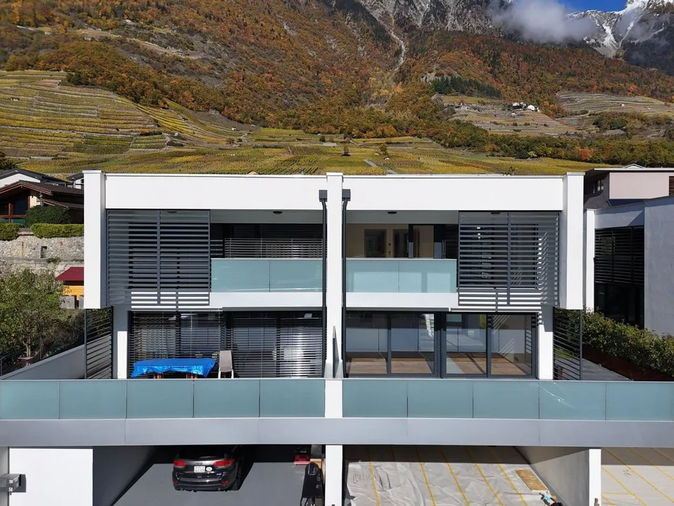 Neue, geräumige und luxuriöse Villa – Foto 2 von 13