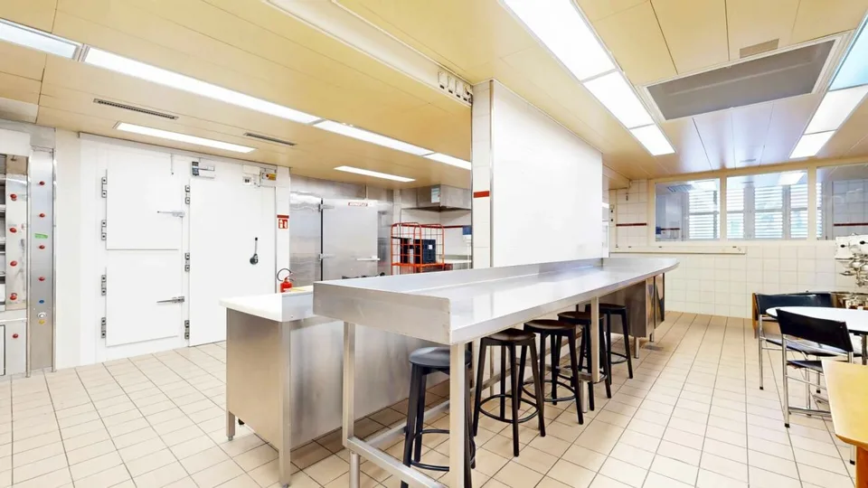 Boulangerie au Centre de Burgdorf – photo 4 sur 16
