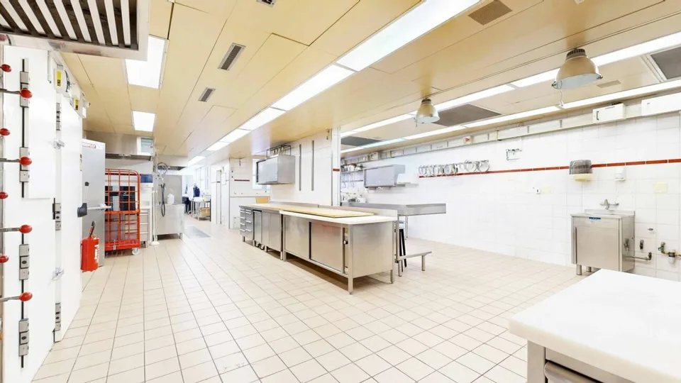 Boulangerie au Centre de Burgdorf – photo 3 sur 16